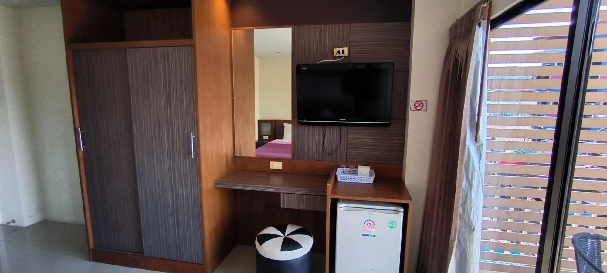 Kanpai Hotel Patong Zewnętrze zdjęcie